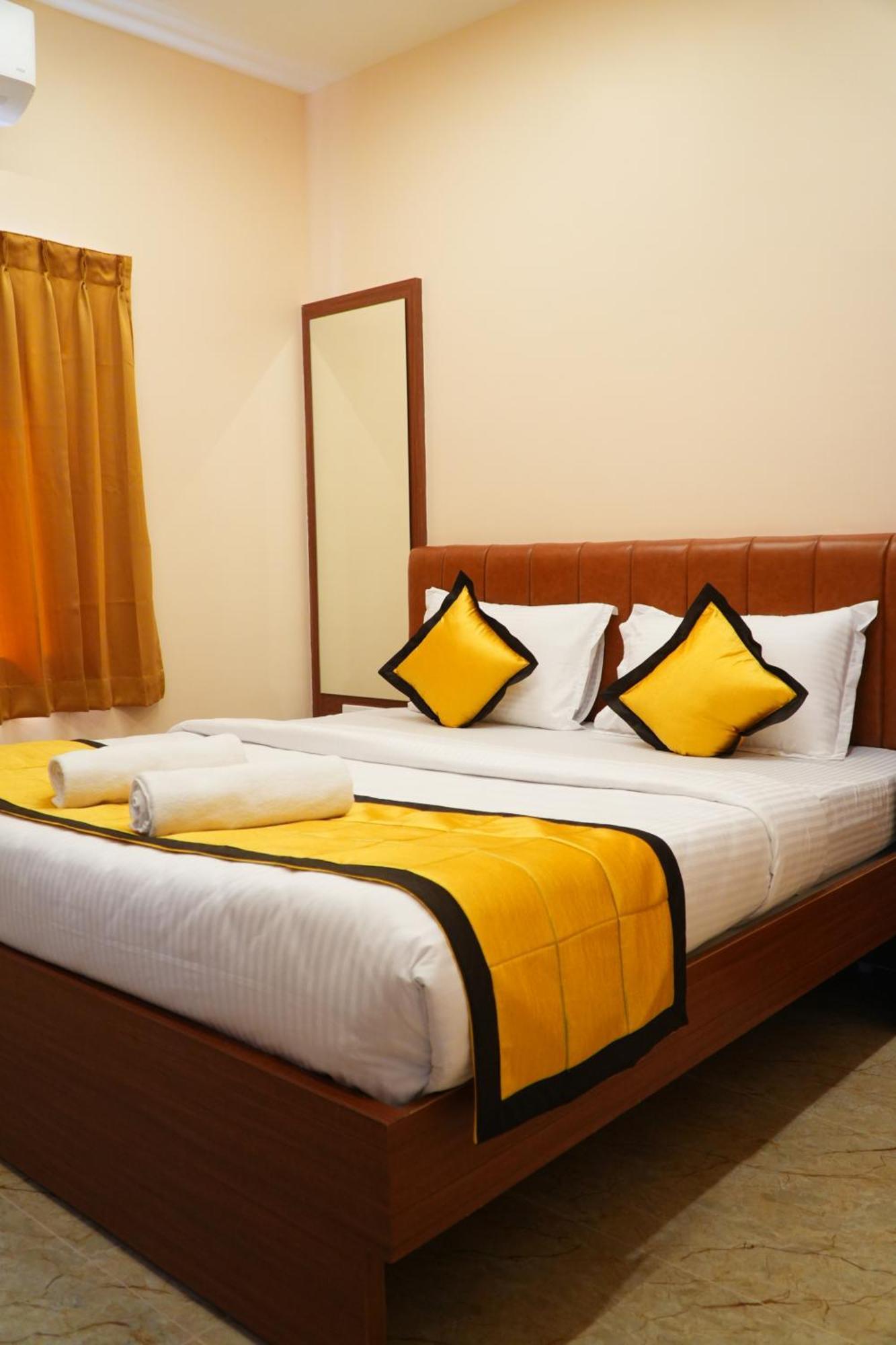 Uj Pallazzio - Business Class Luxury Hotel Tiruvannāmalai 外观 照片