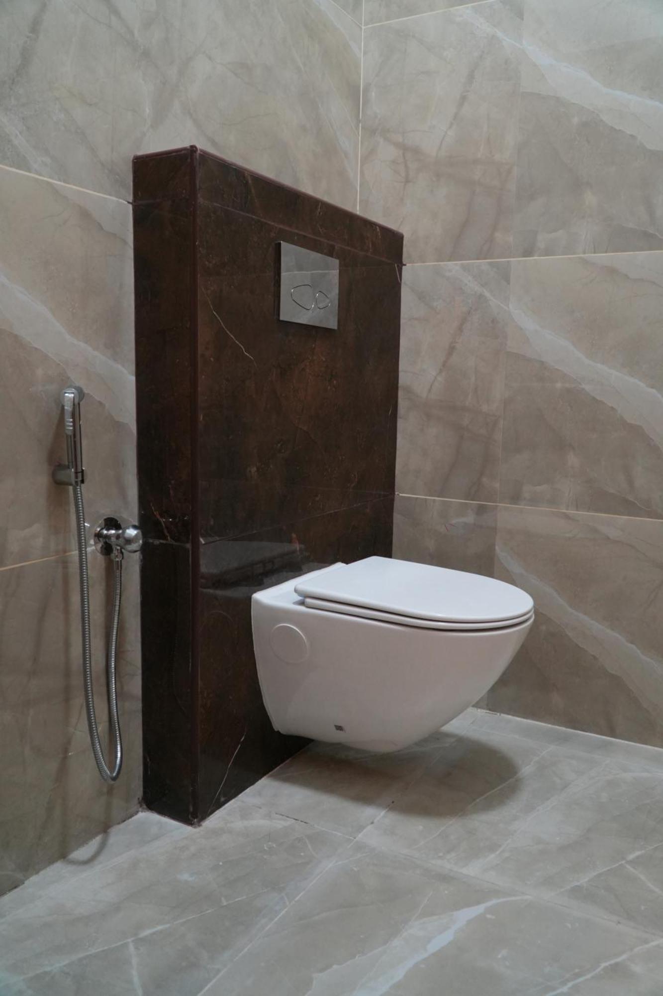 Uj Pallazzio - Business Class Luxury Hotel Tiruvannāmalai 外观 照片