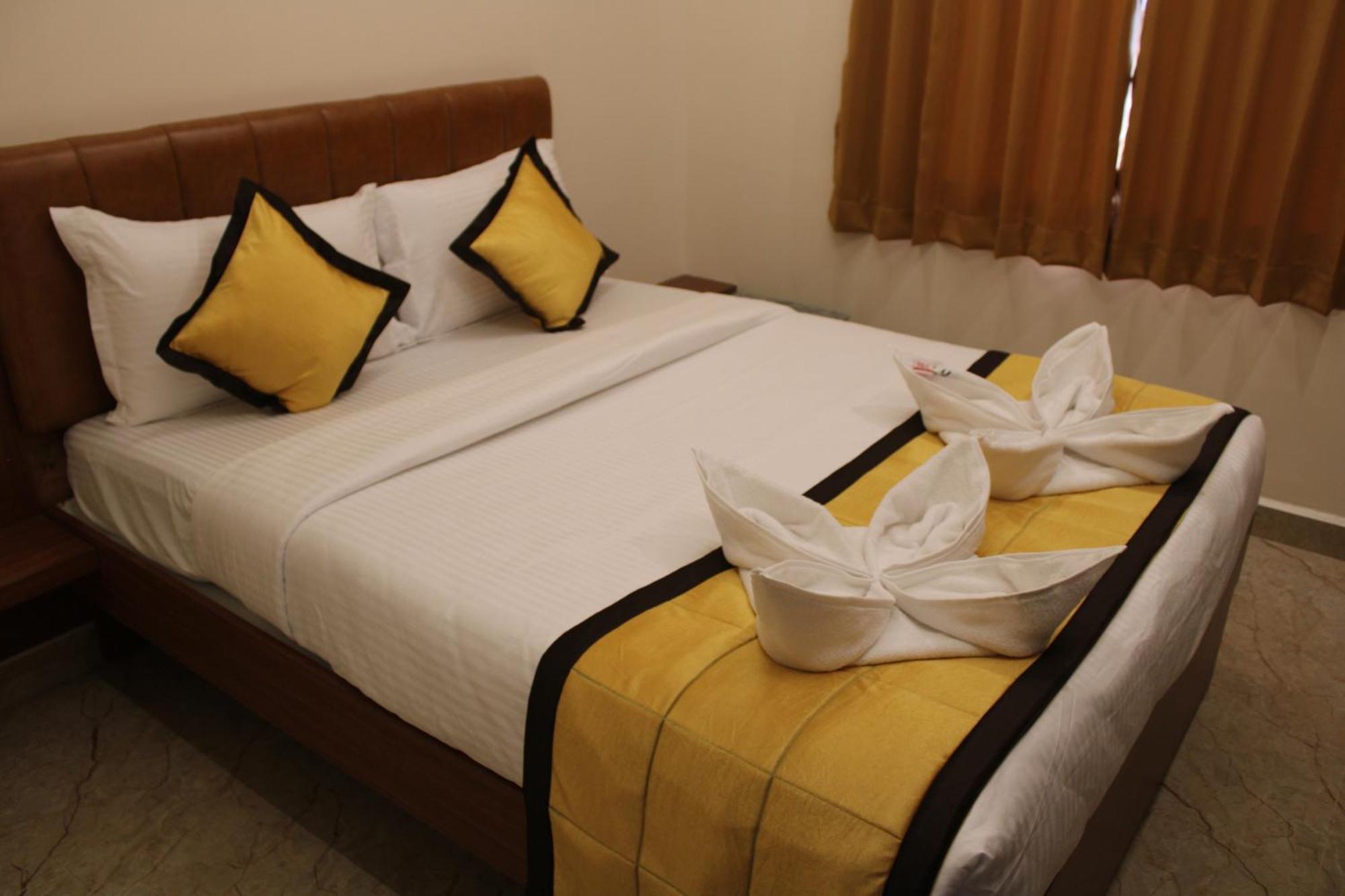 Uj Pallazzio - Business Class Luxury Hotel Tiruvannāmalai 外观 照片
