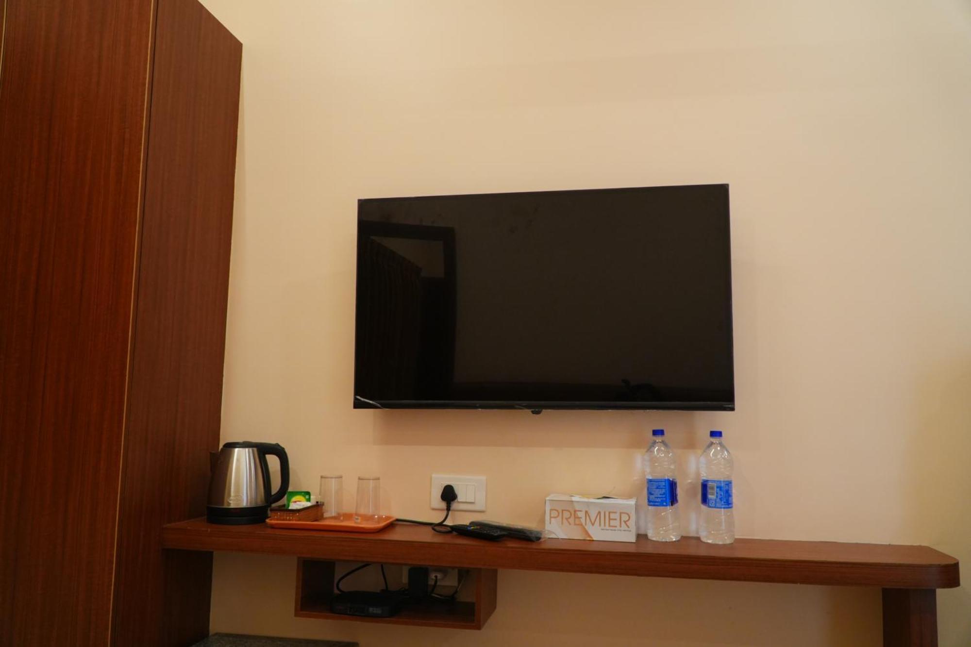 Uj Pallazzio - Business Class Luxury Hotel Tiruvannāmalai 外观 照片