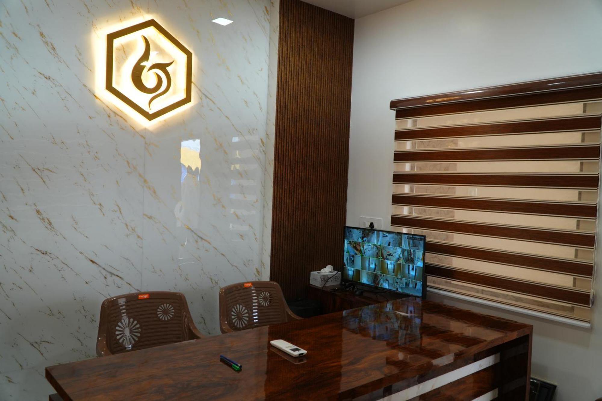 Uj Pallazzio - Business Class Luxury Hotel Tiruvannāmalai 外观 照片