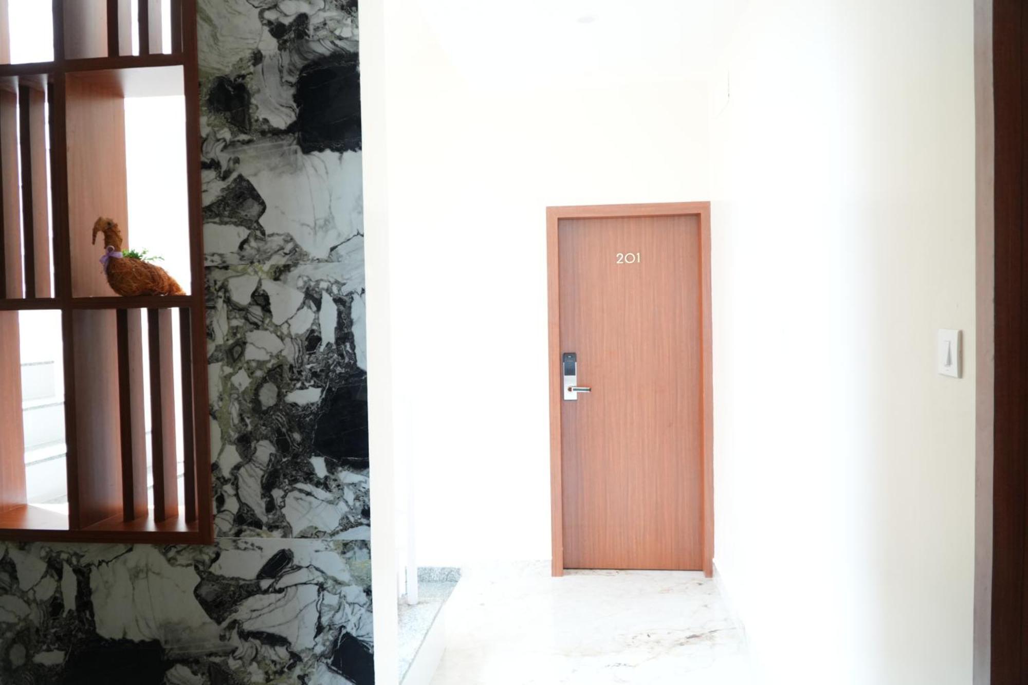 Uj Pallazzio - Business Class Luxury Hotel Tiruvannāmalai 外观 照片